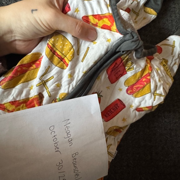 Little sleepies zippys 6-12 months - Picture 6 of 7